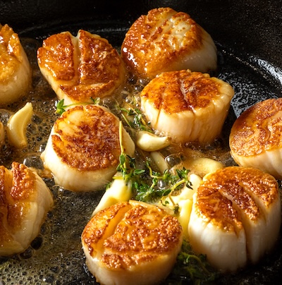 Super Colossal Wild Caught Sea Scallops U/10
